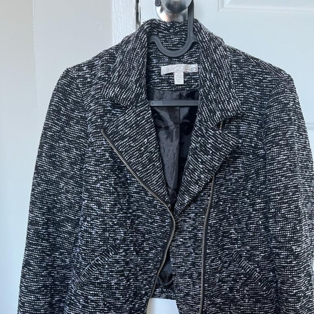 Elegant jacket for woman